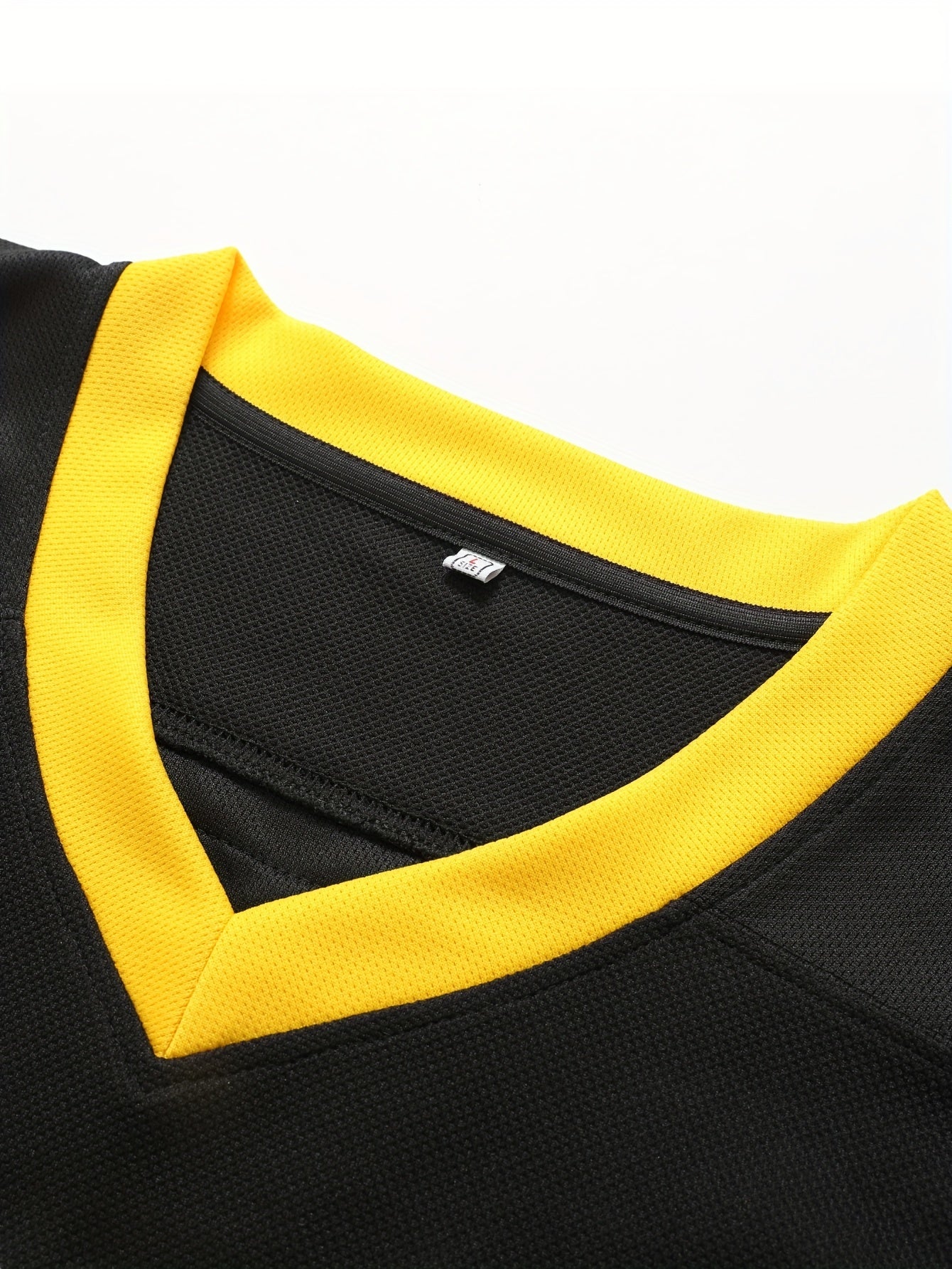 Men's #18 Black Ice Hockey Jersey - Retro Classic Embroidered, Breathable Pullover Sweatshirt for Parties & Sports - Perfect Gift