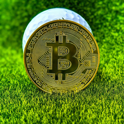 Two-Piece Golf Ball Marker - Magnetic Hat Clip - Golf Ball Marker - Easy-To-Use Golf Accessories for Locating Balls on The Green, Perfect Gift for Golf Lovers
